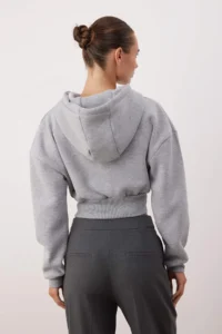 TRENDYOLMİLLA Gray Melange Crop Oversized Knitting Cardigan/Sweatshirt - Image 4