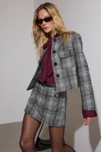 TRENDYOLMİLLA Black WHITE Checkered Crew Neck Bowl Jacket