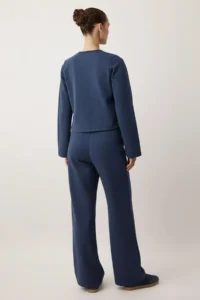 TRENDYOLMİLLA NAVY BLUE Regular/Normal Pattern Flexible Knitting Jacket - Image 2