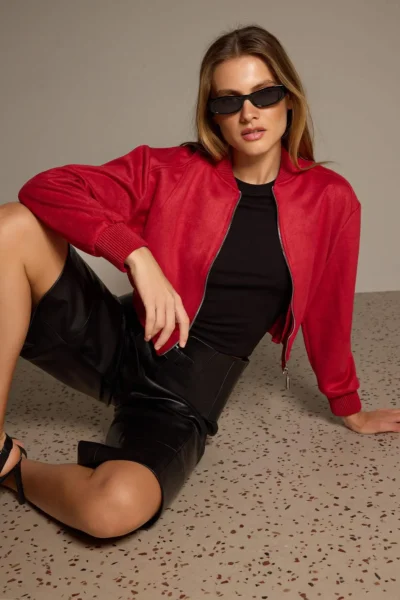 TWOAW26CE00077-RED_1