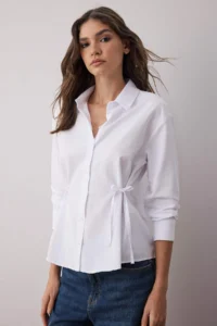 TRENDYOLMİLLA WHITE Beli Ribbon Detailed Regular Weaving Shirt - Image 2