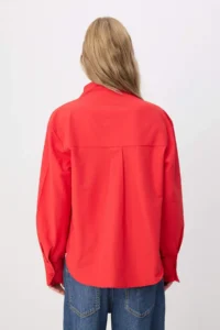 TRENDYOLMİLLA Special Collection Red Collar Detailed Drop Shoulder Shirt - Image 4