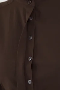 TRENDYOLMİLLA Brown Limited Edition Kravat Detailed Fitted  Shirt - Image 6