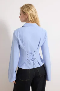 TRENDYOLMİLLA Light BLUE Corset Detailed Waist Fitting Shirt - Image 8