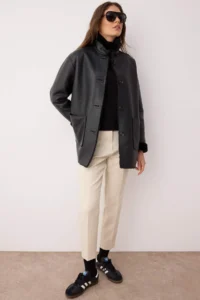 TRENDYOLMİLLA Black Faux Leather Inside FURRY Mono Closure Oversized Midi Overcoat - Image 4