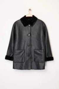 TRENDYOLMİLLA Black Faux Leather Inside FURRY Mono Closure Oversized Midi Overcoat - Image 7