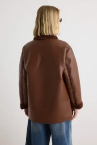 TRENDYOLMİLLA Brown Faux Leather Inside FURRY Mono Closure Oversized Midi Overcoat - Image 5