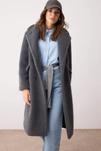 TRENDYOLMİLLA Anthracite FURRY Double breasted Regular LONG Plush Overcoat - Image 6