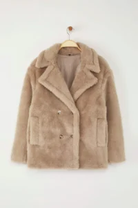 TRENDYOLMİLLA Mink FURRY Double breasted Oversized Short Plush Overcoat - Image 6