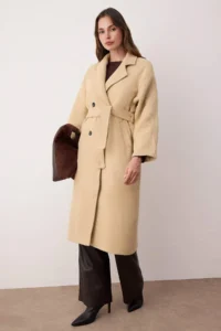 TRENDYOLMİLLA Mink Accessory Detailed Double breasted Oversized LONG Bowl Overcoat - Image 3