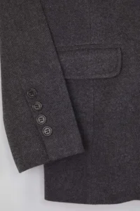 TRENDYOLMİLLA Dark Gray Diagonel Mono Closure Fitted Short Bowl Overcoat - Image 9