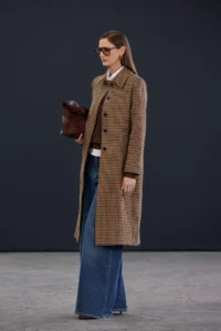 TRENDYOLMİLLA Trendyol Studio Beige Crowbar Mono Closure Regular LONG Bowl Overcoat - Image 3