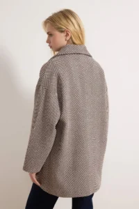 TRENDYOLMİLLA Mink Oversized Diagonel Mono Closure Midi Bowl Overcoat - Image 4