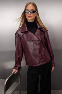 TRENDYOLMİLLA Burgundy Regular Pattern Faux Leather Biker Thin Jacket Coat - Image 2
