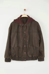TRENDYOLMİLLA Brown Oversized removable Hooded Eskitme Efektli Faux Leather Bomber Jacket Coat - Image 5