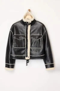 TRENDYOLMİLLA Black Regular Pattern Shiny Plush Detailed Coat - Image 6