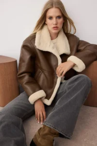TRENDYOLMİLLA Brown Oversized Pattern Plush Detailed Faux Leather Coat