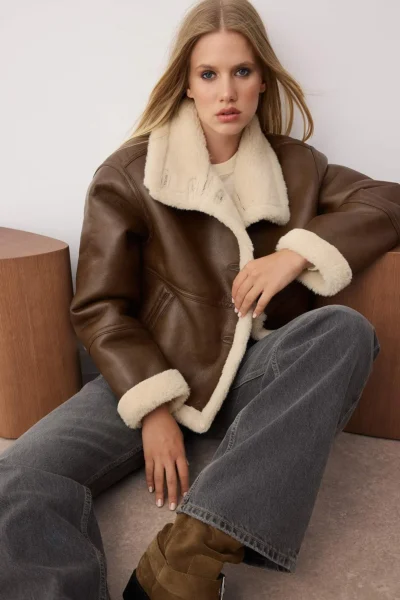 TWOAW26MO00018-BROWN_1