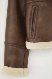 TRENDYOLMİLLA Brown Oversized Pattern Plush Detailed Faux Leather Coat - Image 6