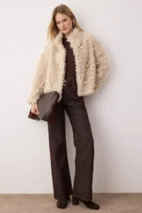 TRENDYOLMİLLA Ecru Regular Pattern Shepherd's Closure Fur Coat - Image 3