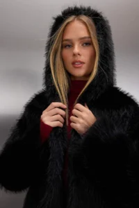 TRENDYOLMİLLA Black Oversized Pattern Hooded Fur Coat - Image 4