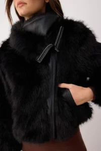 TRENDYOLMİLLA Black Regular Pattern Fur Biker Jacket Coat - Image 3