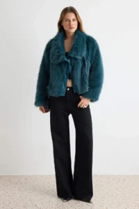 TRENDYOLMİLLA Green Regular Pattern Fur Biker Jacket Coat - Image 2