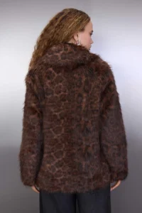 TRENDYOLMİLLA Multicolored Leopard Patterned Oversized Pattern Fur Coat - Image 4