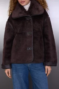 TRENDYOLMİLLA Brown Oversized Pattern Plush Coat - Image 4
