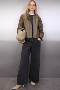 TRENDYOLMİLLA Khaki Regular Pattern Faux Leather Thin Jacket Coat - Image 3