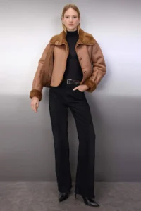 TRENDYOLMİLLA Camel Oversized Pattern Plush Detailed Suede Coat - Image 2