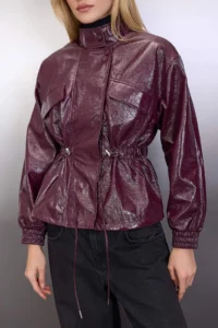 TRENDYOLMİLLA Burgundy Regular Pattern Belden Shirred Shiny Thin Jacket Coat - Image 3