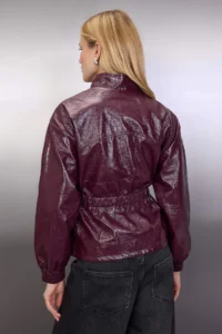 TRENDYOLMİLLA Burgundy Regular Pattern Belden Shirred Shiny Thin Jacket Coat - Image 4
