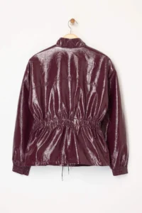 TRENDYOLMİLLA Burgundy Regular Pattern Belden Shirred Shiny Thin Jacket Coat - Image 7