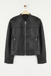 TRENDYOLMİLLA Black Fitted Pattern Faux Leather Biker Thin Jacket Coat - Image 5