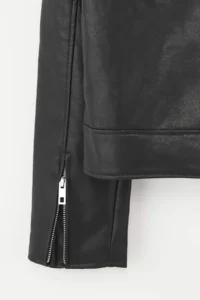 TRENDYOLMİLLA Black Fitted Pattern Faux Leather Biker Thin Jacket Coat - Image 7