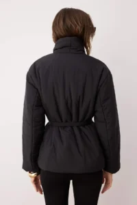 TRENDYOLMİLLA Black Oversized Pattern Binding Detailed Puffer Jacket Coat - Image 4