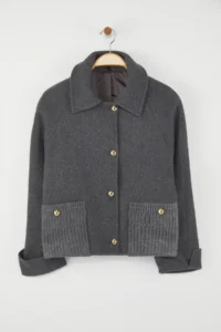 TRENDYOLMİLLA Gray Regular Pattern Bowl Knitwear Pocket Detail Thin Jacket Coat - Image 4