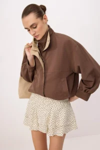 TRENDYOLMİLLA Brown Collar Contrast Color Detailed Thin Jacket Coat - Image 2