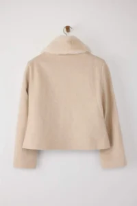 TRENDYOLMİLLA Ecru Regular Pattern Collar FURRY Bowl Jacket Coat - Image 8
