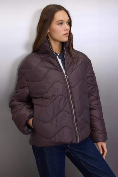 TWOAW26MO00132-BROWN_1