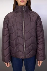TRENDYOLMİLLA Brown Regular Pattern Quilted Coat - Image 3