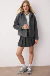 TRENDYOLMİLLA Anthracite Regular Pattern Bowl Thin Jacket Coat - Image 2