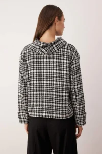 TRENDYOLMİLLA Multicolored Regular Pattern Weft Plaid Bowl Coat - Image 4