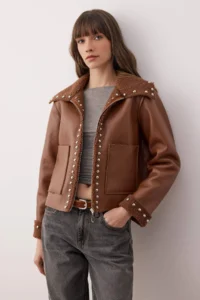 TRENDYOLMİLLA Light Brown Regular Pattern stapler Detailed Coat with Plush Inside