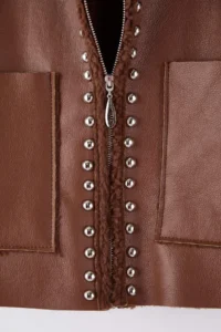 TRENDYOLMİLLA Light Brown Regular Pattern stapler Detailed Coat with Plush Inside - Image 8