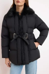 TRENDYOLMİLLA Black Regular Pattern Arched FURRY Coat - Image 3
