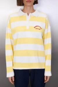 TRENDYOLMİLLA Light YELLOW Thick Polo Shirt Collar Striped Embroidered Knitting Sweatshirt - Image 3
