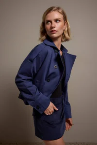 TRENDYOLMİLLA NAVY BLUE Double breasted Oversized Short Trench Coat - Image 2