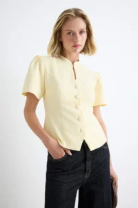 TRENDYOLMİLLA Yellow Fitted Short Sleeve Blazer Jacket - Image 2